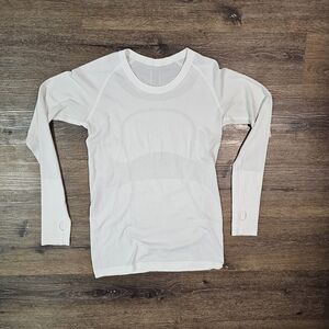 Lululemon Swiftly Tech Long Sleeve